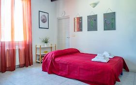 Parma Centro Torri Huge Apartment X6